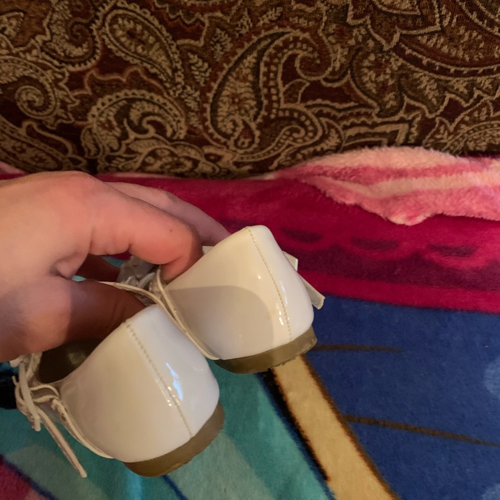 Shoes - Picture 5 of 5